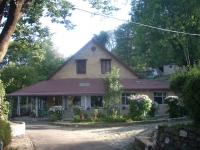 English Cottage Kasauli
